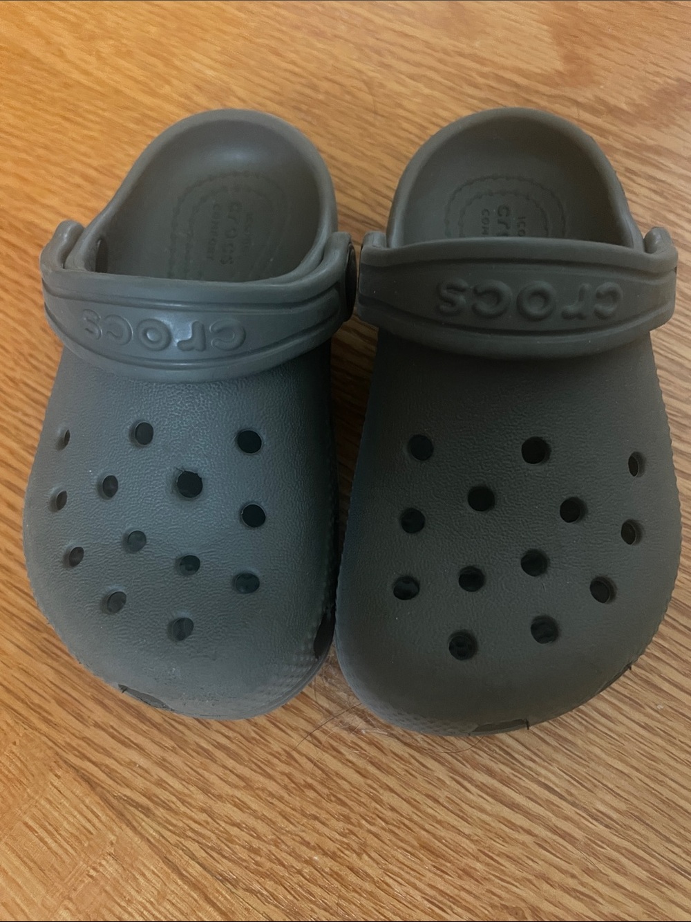CROCS Kids Water Clogs in Gray